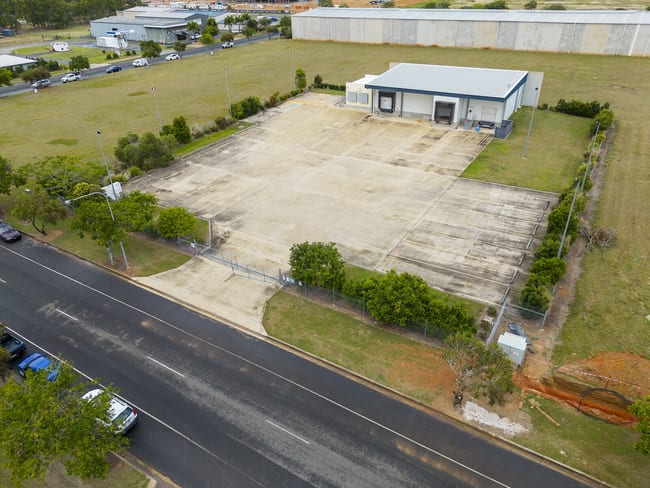 28 Charlie Triggs Crescent Thabeban QLD 4670 28 Charlie Triggs Crescent Thabeban QLD 4670