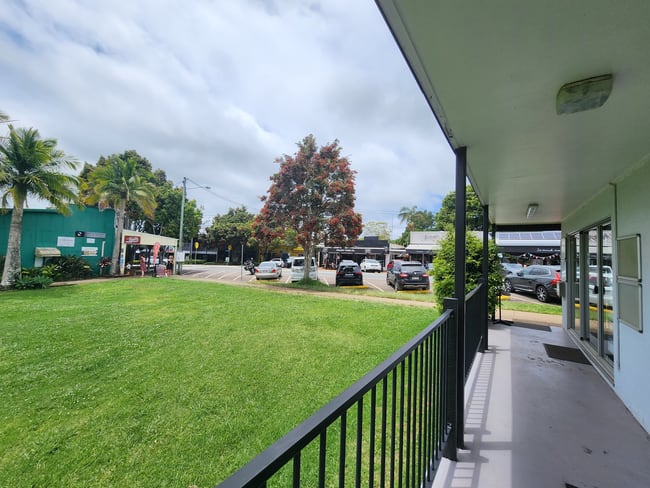 2/44 Maple Street Maleny QLD 4552 2/44 Maple Street Maleny QLD 4552