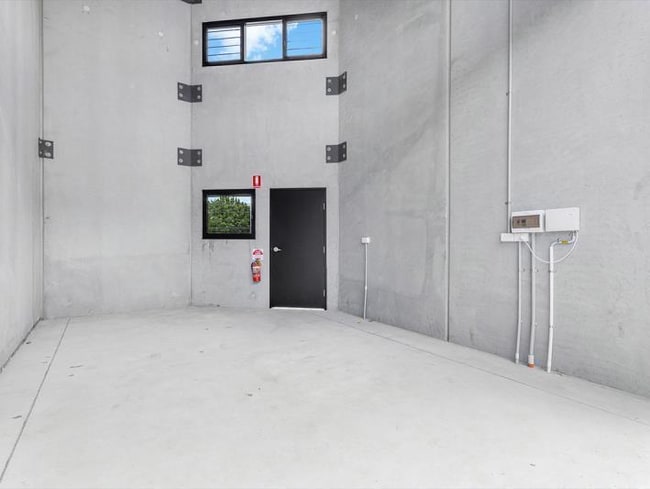 Unit 1/8 Spit Island Close Mayfield West NSW 2304 Unit 1/8 Spit Island Close Mayfield West NSW 2304