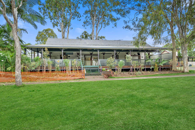 Cafe/205 Main Street Beenleigh QLD 4207 Cafe/205 Main Street Beenleigh QLD 4207