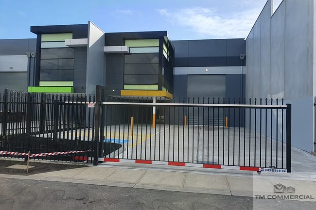 21 Trade Way Cranbourne West VIC 3977 21 Trade Way Cranbourne West VIC 3977
