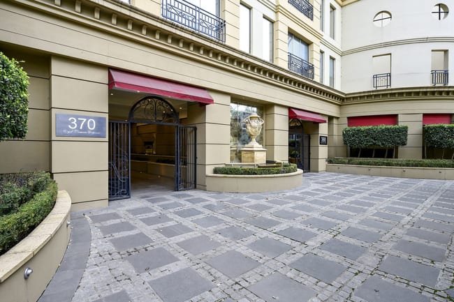 Level 4, 412/370 St Kilda Rd Melbourne VIC 3004 Level 4, 412/370 St Kilda Rd Melbourne VIC 3004