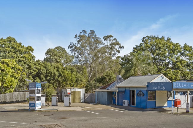 59 Mary Street Blackstone QLD 4304 59 Mary Street Blackstone QLD 4304
