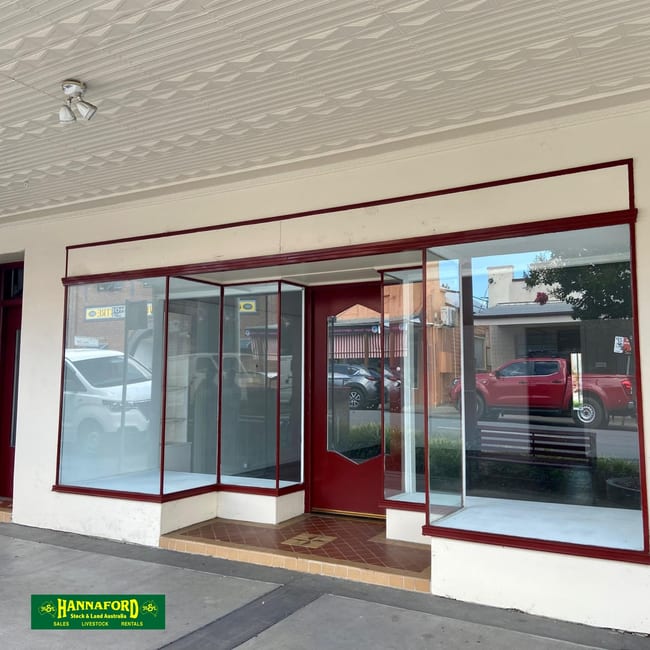 63 Church St Gloucester NSW 2422 63 Church St Gloucester NSW 2422