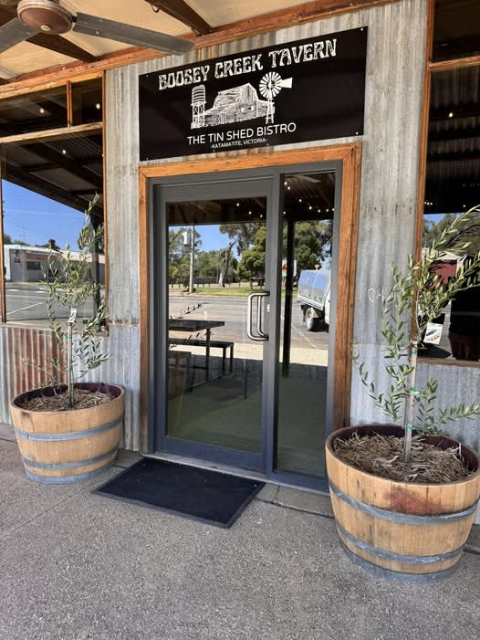 31-33 Beek Street Katamatite VIC 3649 31-33 Beek Street Katamatite VIC 3649