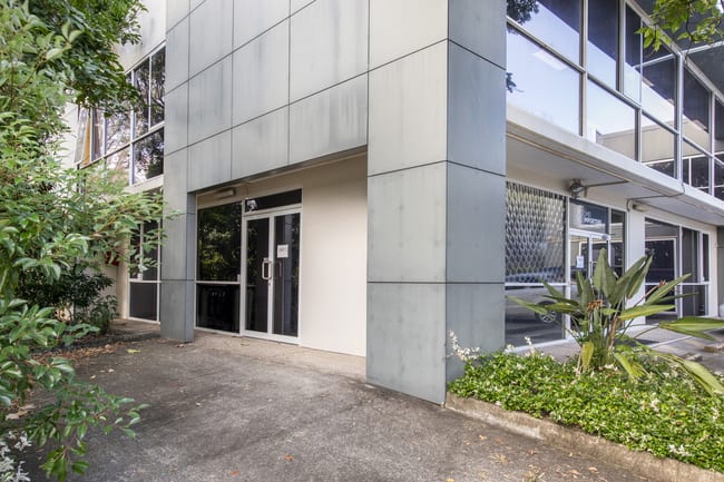 1/61-63 Commercial Drive Shailer Park QLD 4128 1/61-63 Commercial Drive Shailer Park QLD 4128