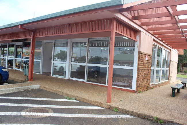 Shop 10/462 West Street Kearneys Spring QLD 4350 Shop 10/462 West Street Kearneys Spring QLD 4350
