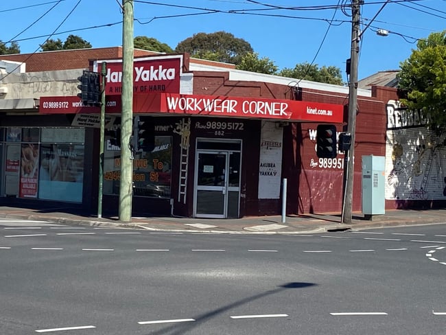 882 Canterbury Road Box Hill South VIC 3128 882 Canterbury Road Box Hill South VIC 3128