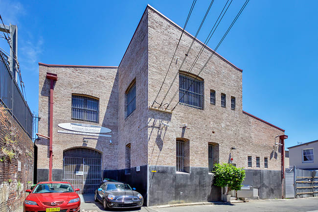 15 Woodburn Street Redfern NSW 2016 15 Woodburn Street Redfern NSW 2016