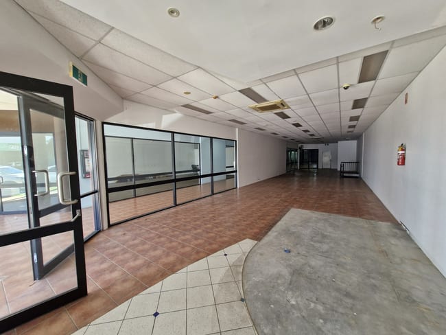 1/93 Goondoon Street Gladstone QLD 4680 1/93 Goondoon Street Gladstone QLD 4680
