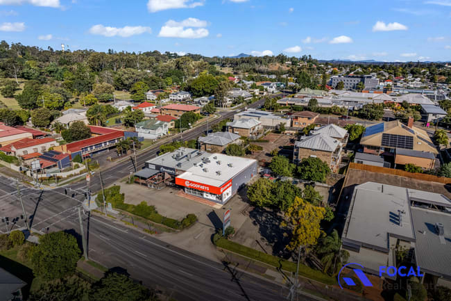 1/27 Thorn Street Ipswich QLD 4305 1/27 Thorn Street Ipswich QLD 4305