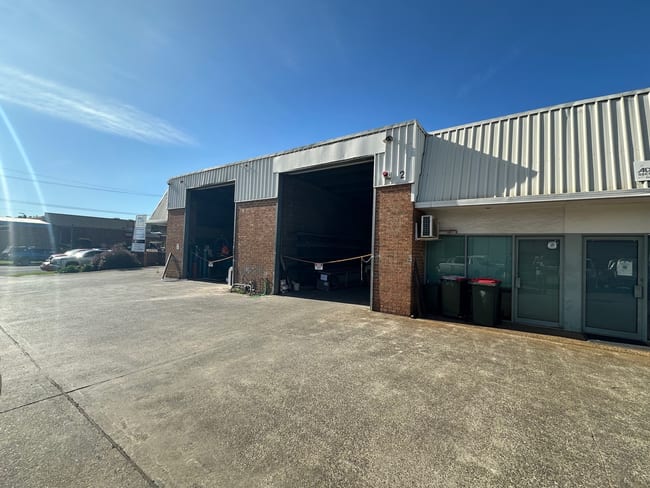 2/147 Industrial Road Oak Flats NSW 2529 2/147 Industrial Road Oak Flats NSW 2529