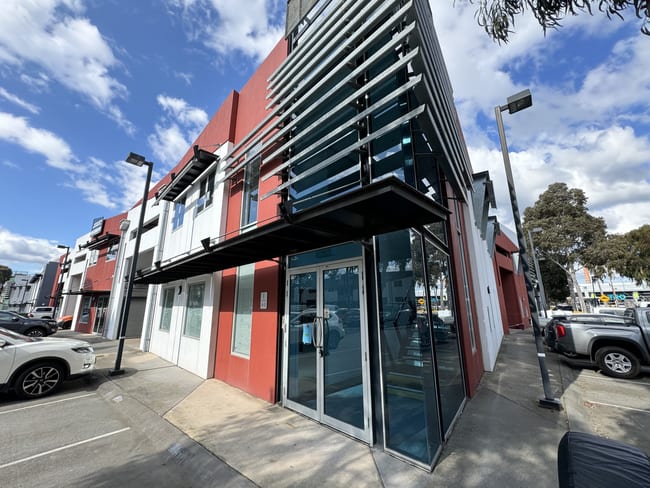 Unit E4, 63-85 Turner Street Port Melbourne VIC 3207 Unit E4, 63-85 Turner Street Port Melbourne VIC 3207