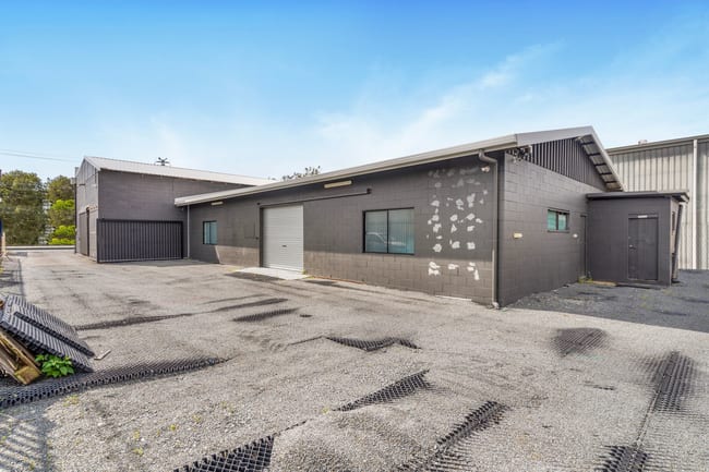 128 Brisbane Road Labrador QLD 4215