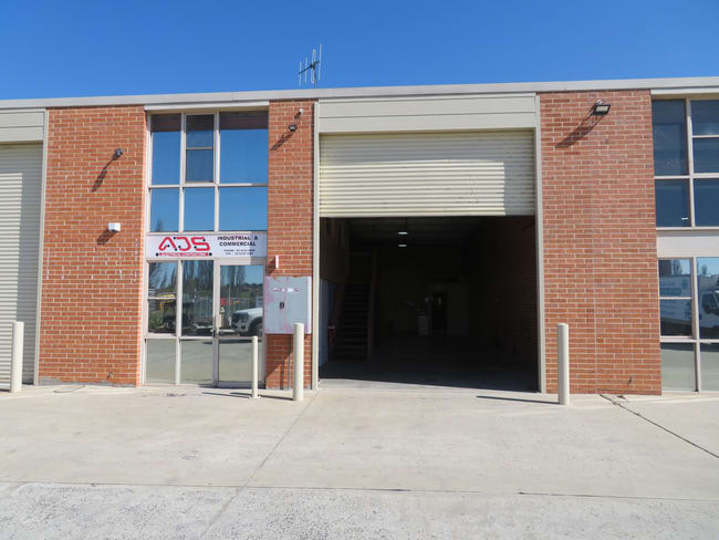 3/2 Vale Road South Bathurst NSW 2795