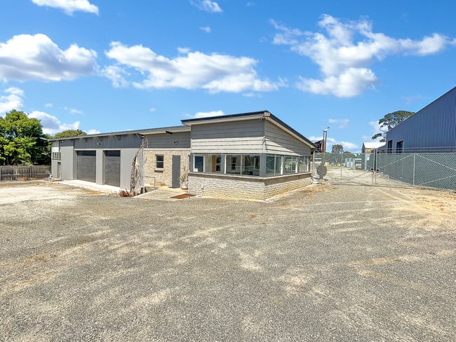 450 Hendy Main Road Geelong VIC 3220 450 Hendy Main Road Geelong VIC 3220