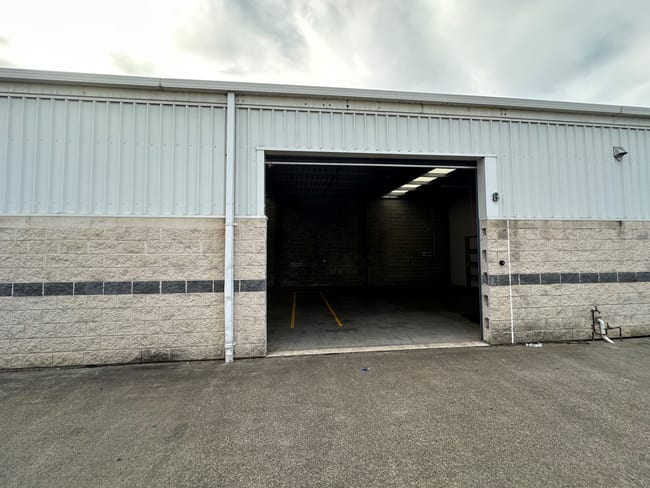 8/106b Industrial Road Oak Flats NSW 2529 8/106b Industrial Road Oak Flats NSW 2529