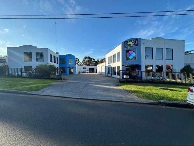 Unit 1/10 Huntingdale Drive Thornton NSW 2322 Unit 1/10 Huntingdale Drive Thornton NSW 2322