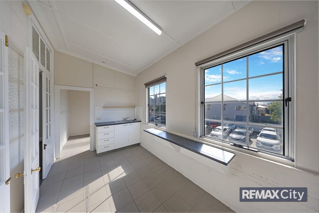 21 Lisburn Street East Brisbane QLD 4169 21 Lisburn Street East Brisbane QLD 4169