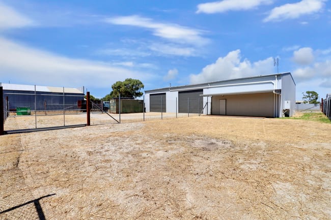 463a Kelly Street Deniliquin NSW 2710 463a Kelly Street Deniliquin NSW 2710