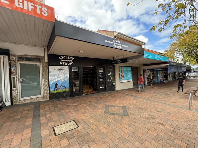 152 Oak Road Kirrawee NSW 2232