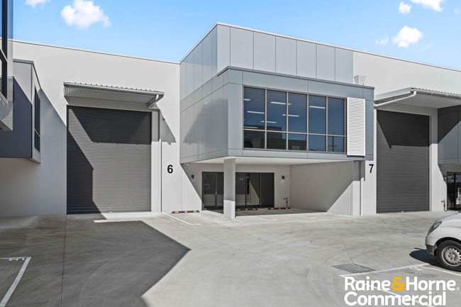 Unit 6/21 Concorde Way Bomaderry NSW 2541
