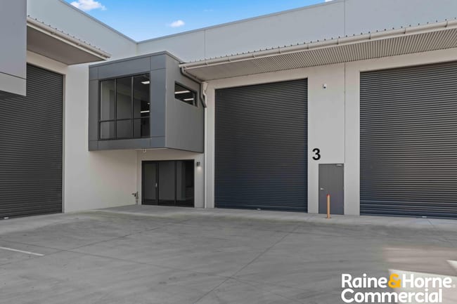 Unit 3/21 Concorde Way Bomaderry NSW 2541 Unit 3/21 Concorde Way Bomaderry NSW 2541