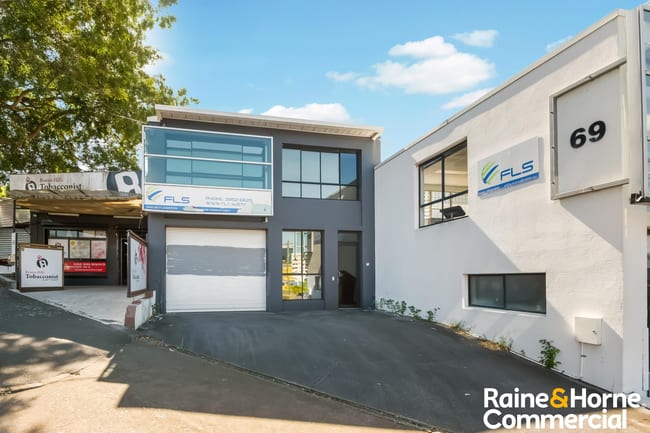 2/69 Montpelier Road Bowen Hills QLD 4006