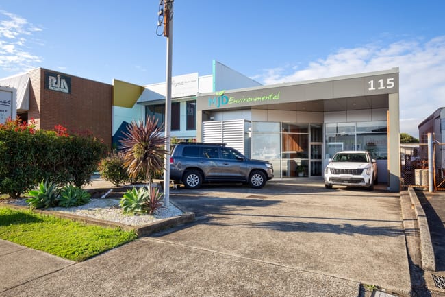 115 Broadmeadow Road Broadmeadow NSW 2292 115 Broadmeadow Road Broadmeadow NSW 2292