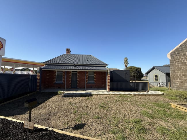 1438 Plenty Road Mernda VIC 3754 1438 Plenty Road Mernda VIC 3754