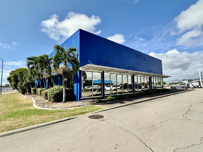 Building 3, T2/1-3 Woodman Court West End QLD 4810