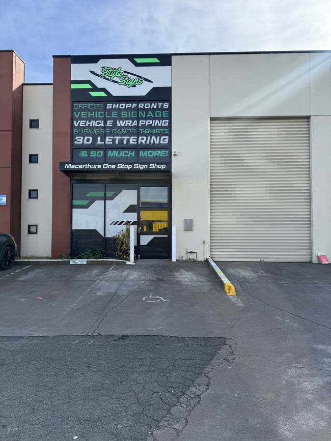 Unit 2/11 Blaxland Serviceway Campbelltown NSW 2560