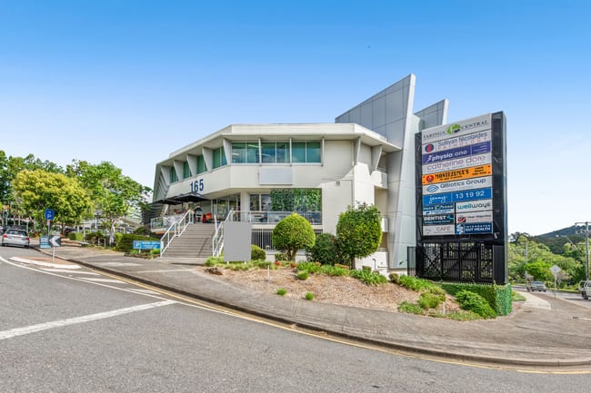 165 Moggill Road Taringa QLD 4068 165 Moggill Road Taringa QLD 4068