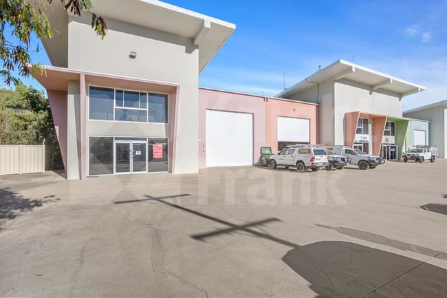 Unit 4/11 Sturt Street Parkhurst QLD 4702 Unit 4/11 Sturt Street Parkhurst QLD 4702
