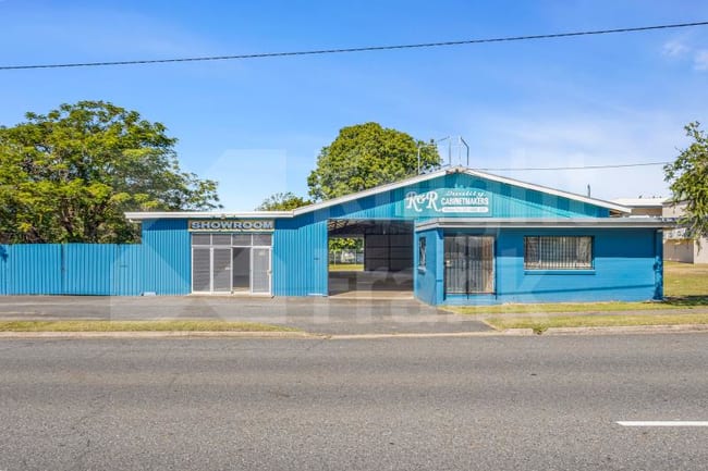 Whole of the property/126 Elphinstone Street Berserker QLD 4701 Whole of the property/126 Elphinstone Street Berserker QLD 4701
