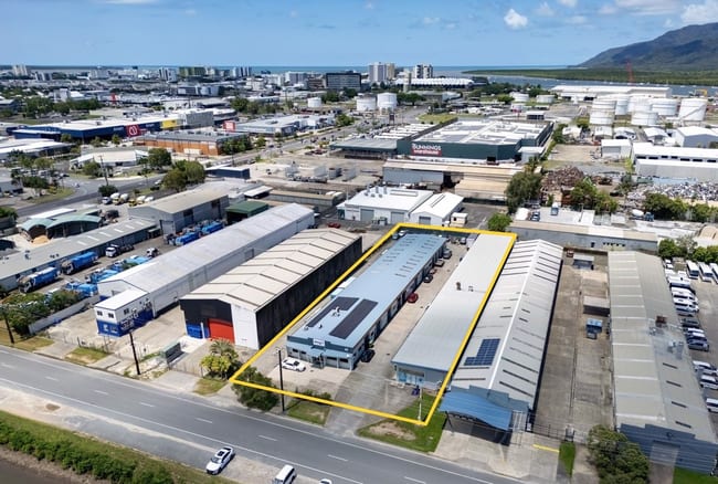 60-62 Fearnley Street Portsmith QLD 4870 60-62 Fearnley Street Portsmith QLD 4870