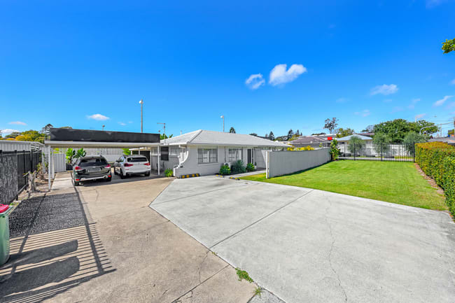 338-344 Redbank Plains Road Bellbird Park QLD 4300