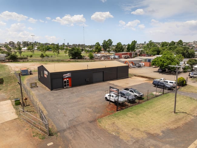 19-21 Parker Street Drayton QLD 4350 19-21 Parker Street Drayton QLD 4350