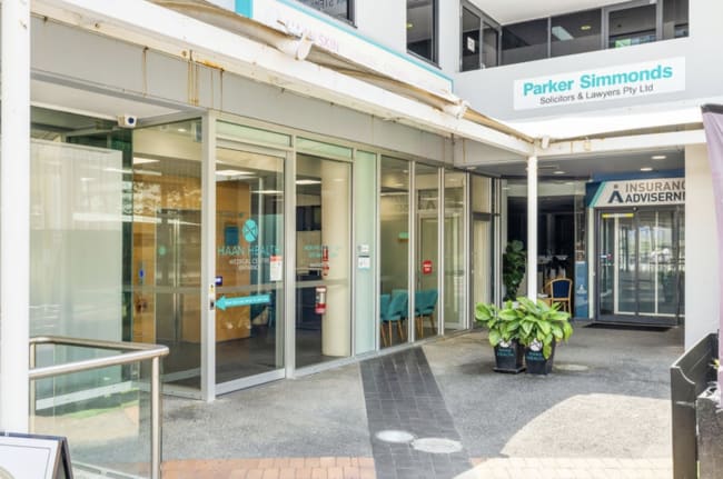 9 & 10/15 Victoria Avenue Broadbeach QLD 4218 9 & 10/15 Victoria Avenue Broadbeach QLD 4218