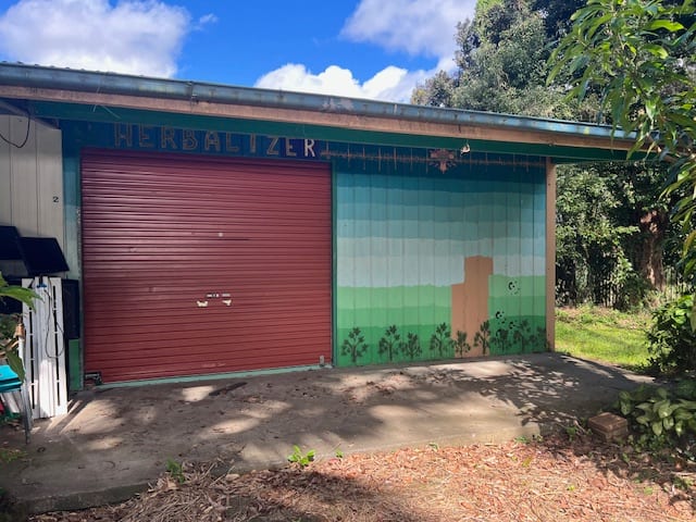 studio 2/80 Cullen Street Nimbin NSW 2480 studio 2/80 Cullen Street Nimbin NSW 2480