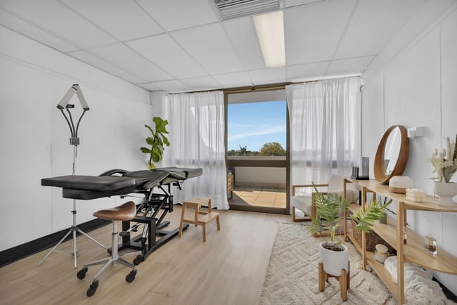 17/97 Poinciana Avenue Tewantin QLD 4565