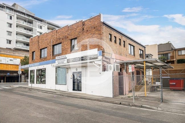 1/1 CORNELIA ROAD Toongabbie NSW 2146