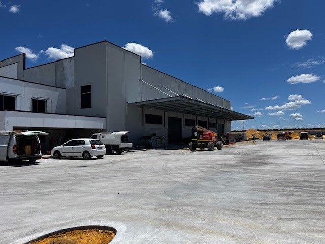 8 Parallax Way Neerabup WA 6031 8 Parallax Way Neerabup WA 6031