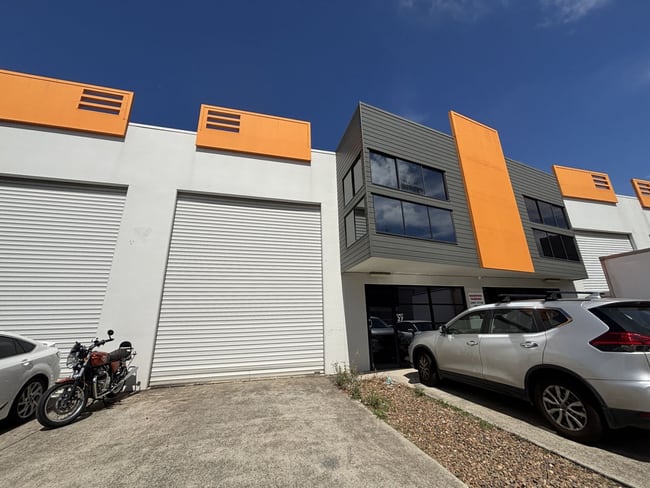 27/20 ELLERSLIE ROAD Meadowbrook QLD 4131 27/20 ELLERSLIE ROAD Meadowbrook QLD 4131