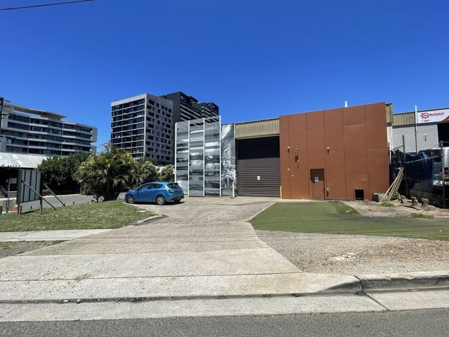 1/19 Shepherd Street Liverpool NSW 2170 1/19 Shepherd Street Liverpool NSW 2170