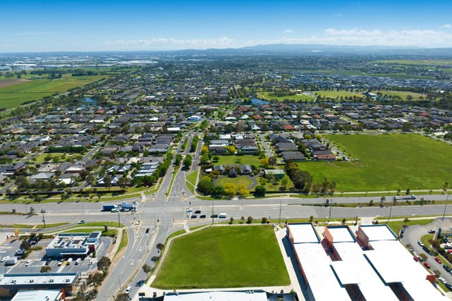 940 Thompsons Road Cranbourne West VIC 3977 940 Thompsons Road Cranbourne West VIC 3977