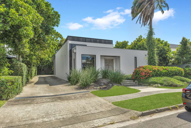 50 Mary Street Noosaville QLD 4566 50 Mary Street Noosaville QLD 4566