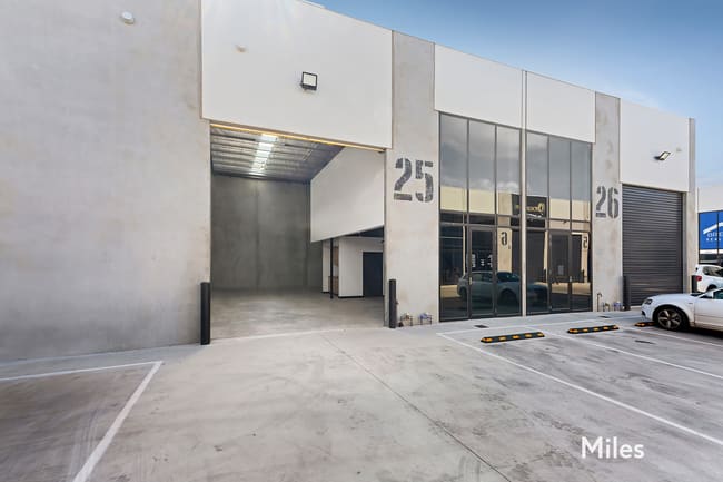 15/2 Distribution Drive Mickleham VIC 3064 15/2 Distribution Drive Mickleham VIC 3064