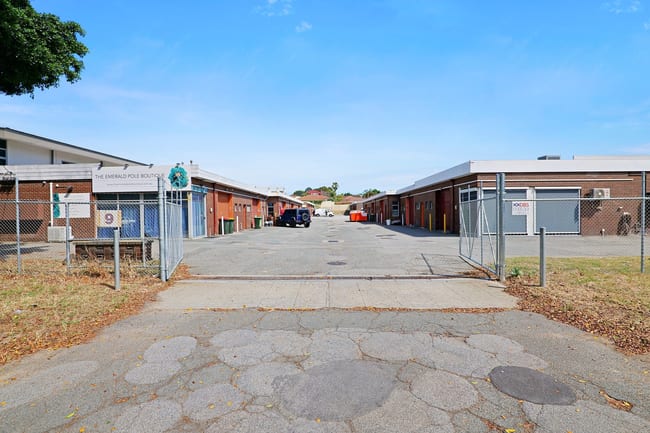 13/9 Milford Street East Victoria Park WA 6101