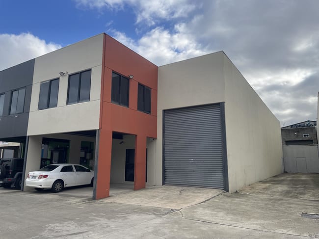1/300 Macaulay Road North Melbourne VIC 3051 1/300 Macaulay Road North Melbourne VIC 3051
